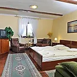 Garni -hotel Barbakan Hotel 3*