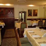 Garni -hotel Barbakan Hotel