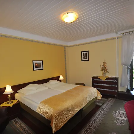 酒店 Garni -hotel Barbakan