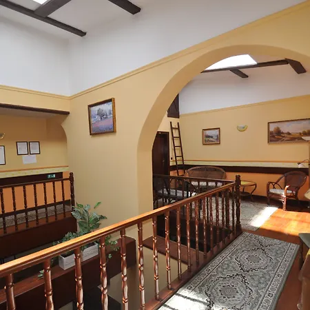 Garni -hotel Barbakan 酒店