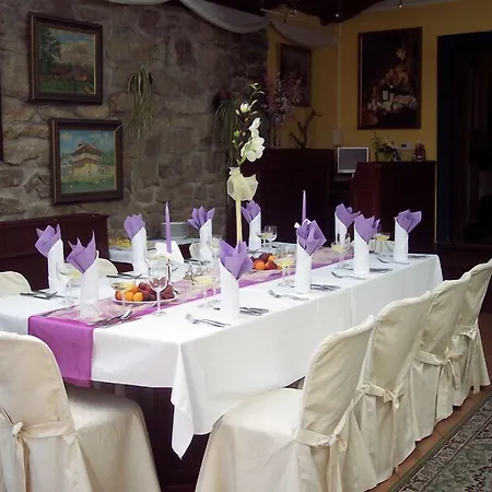 Garni -hotel Barbakan 酒店 3*