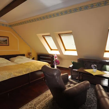 Garni -hotel Barbakan Hotel
