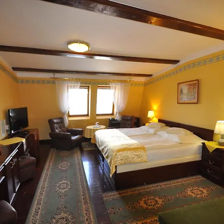 Garni -hotel Barbakan 3* Levoca