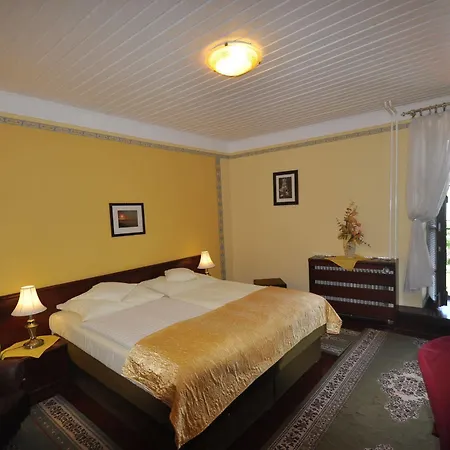 Garni -hotel Barbakan 3* Levoca